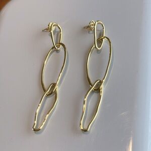 Elegant Gold Link Earrings